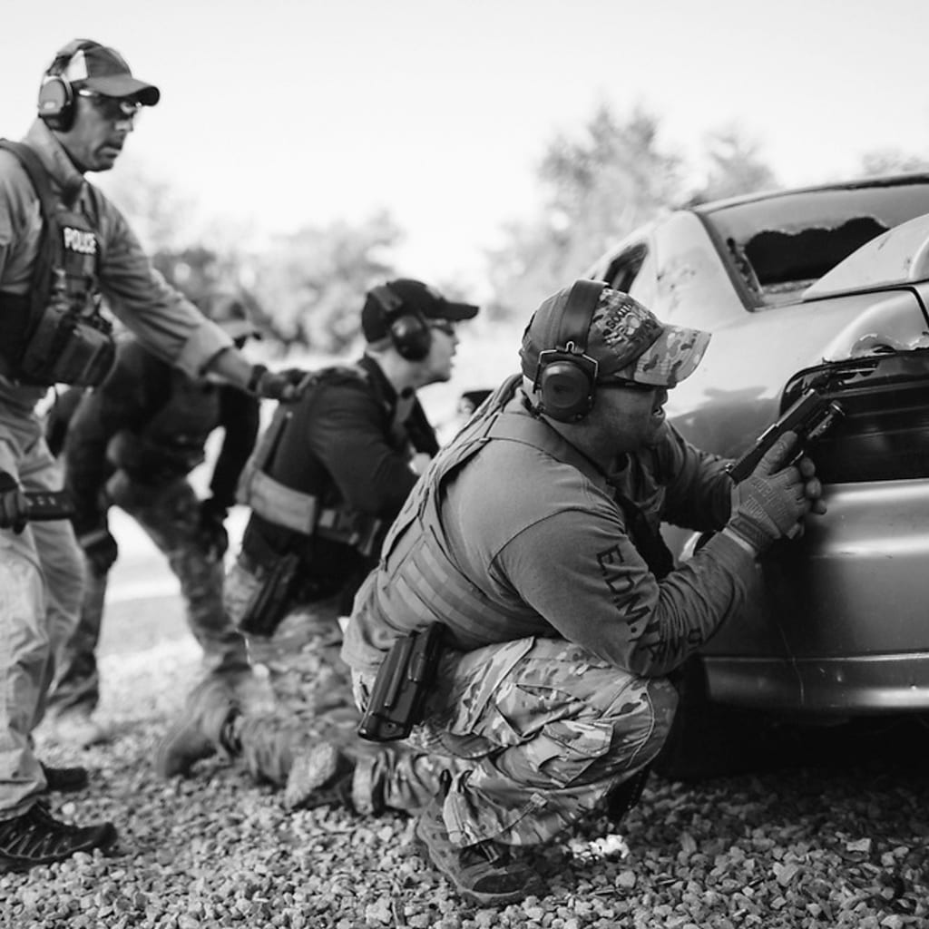 behavior-based-combative-handgun-bw-thumbnail behavior-based-combative-handgun-bw-thumbnail